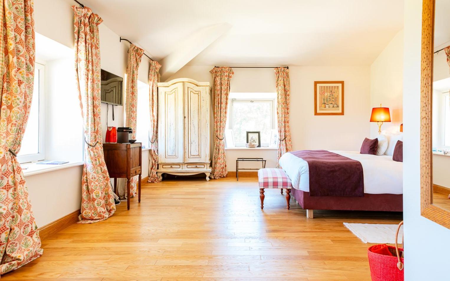 Chateau Talaud Loriol-du-Comtat Szoba fotó