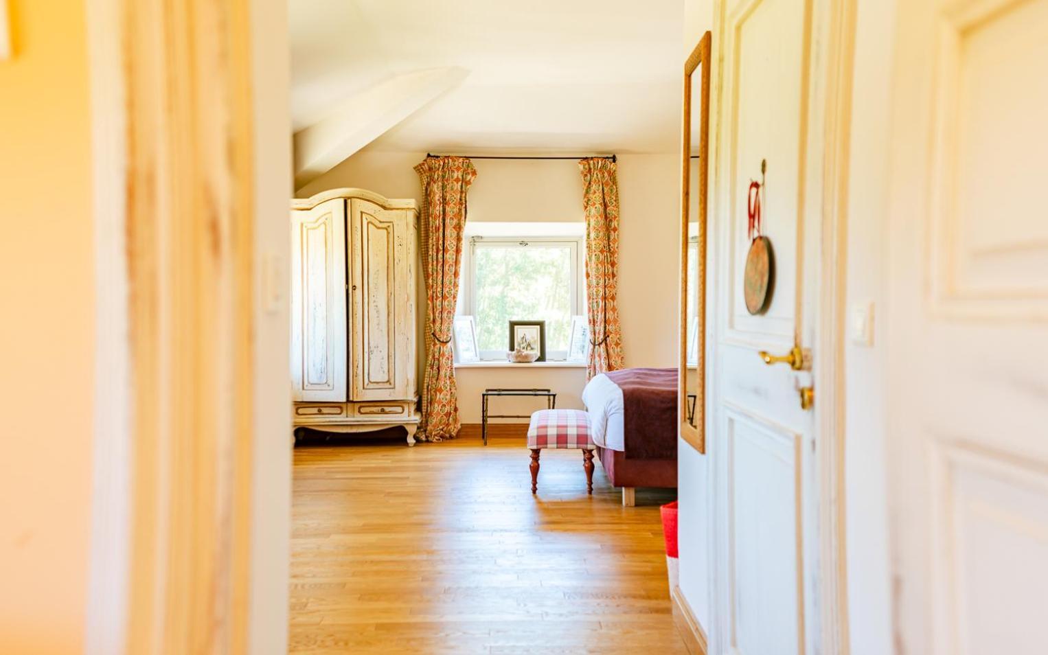 Chateau Talaud Loriol-du-Comtat Szoba fotó